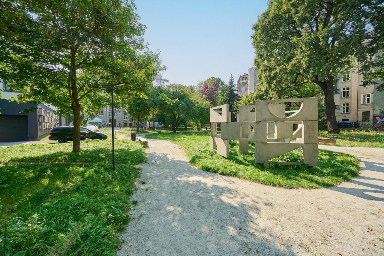 Nowoczesny Apartament Z Balkonem I Parkingiem W Centrum Wroclawia By Noclegi Renters Exterior photo