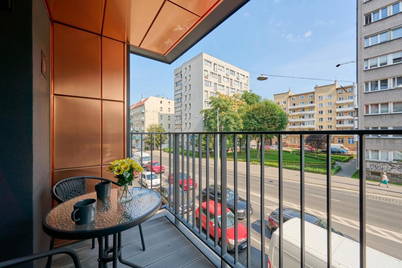 Nowoczesny Apartament Z Balkonem I Parkingiem W Centrum Wroclawia By Noclegi Renters Exterior photo